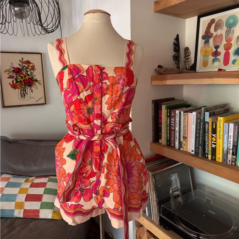 Vibrant floral House of Harlow 1960 shorts romper NWT